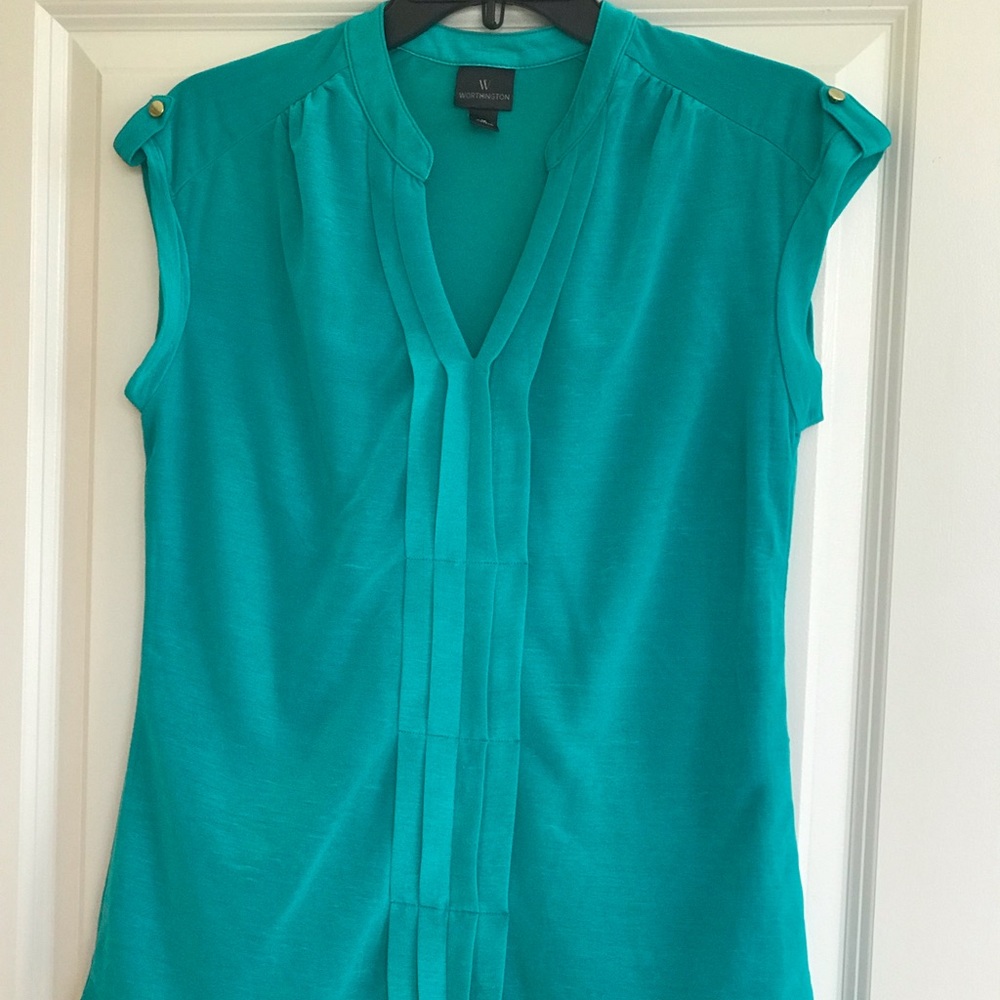 Green sleeveless top